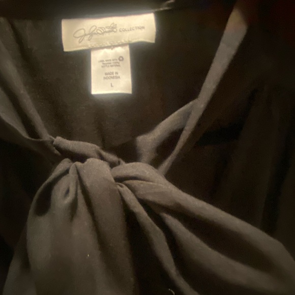 Jaclyn Smith, black blouse with Silvertone buttons - Picture 9 of 16